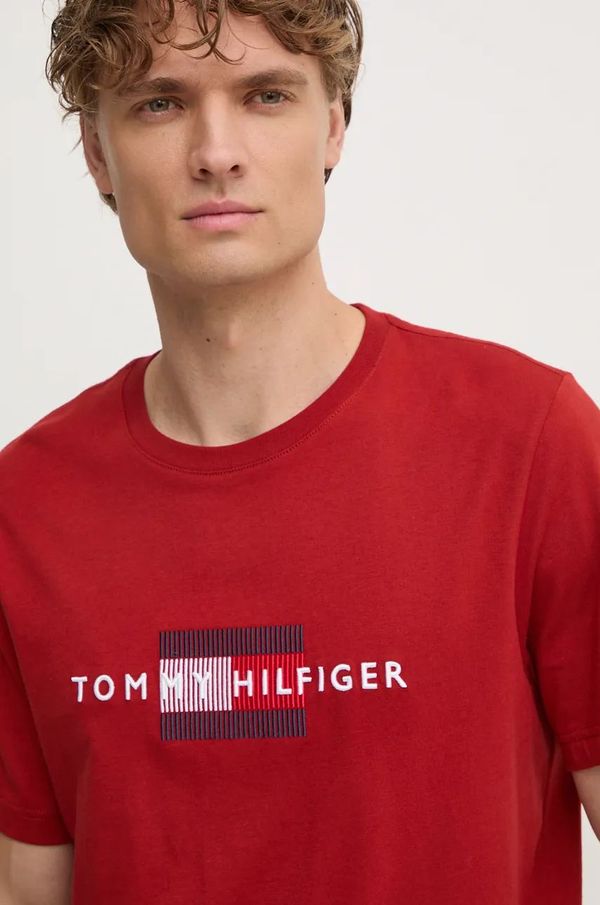 Tommy Hilfiger Bombažna kratka majica Tommy Hilfiger moška, rdeča barva, MW0MW36455