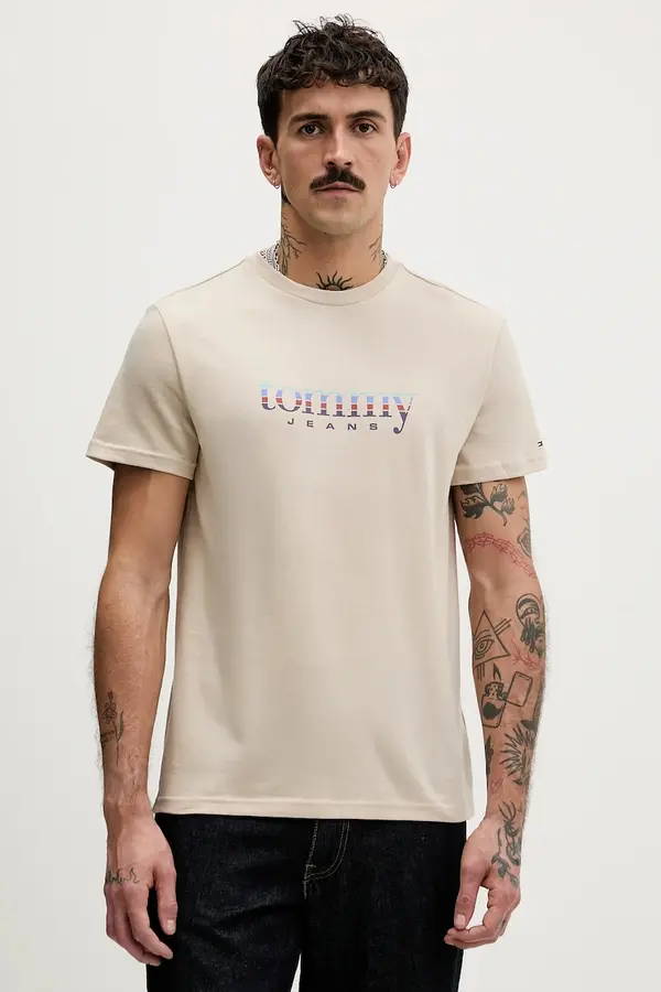 Tommy Jeans Bombažna kratka majica Tommy Jeans