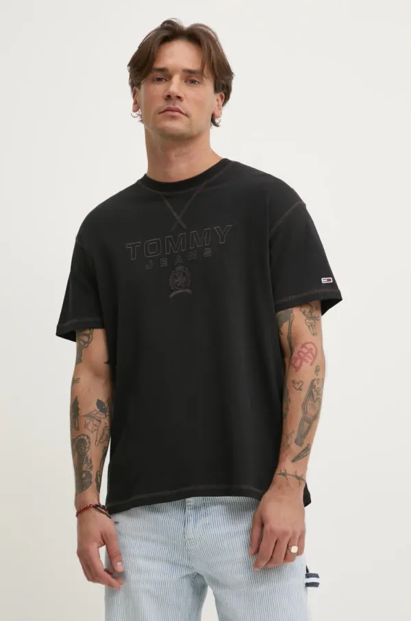 Tommy Jeans Bombažna kratka majica Tommy Jeans moška, črna barva, DM0DM20805