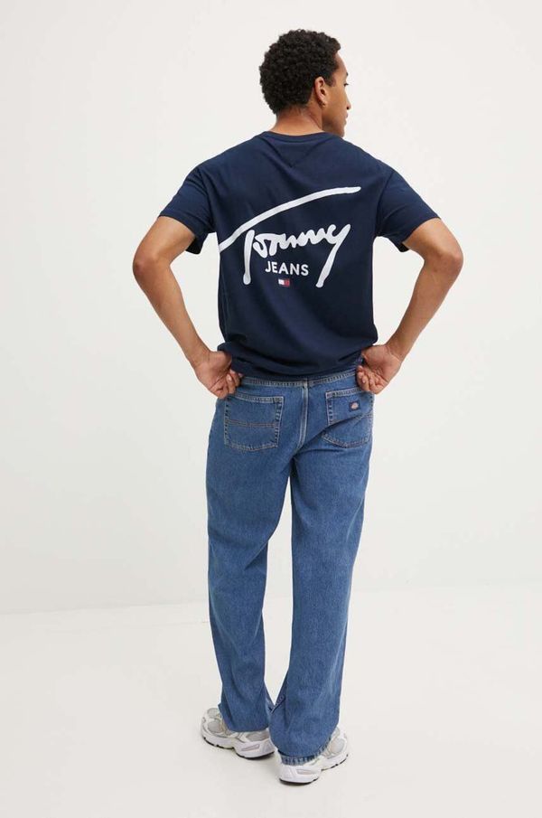 Tommy Jeans Bombažna kratka majica Tommy Jeans moška, mornarsko modra barva, DM0DM18536