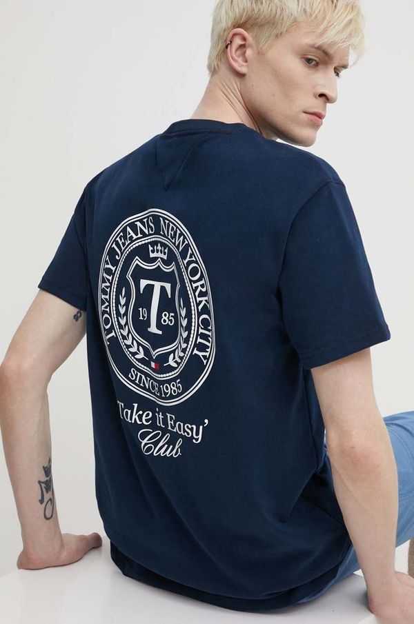 Tommy Jeans Bombažna kratka majica Tommy Jeans moška, mornarsko modra barva, DM0DM18578