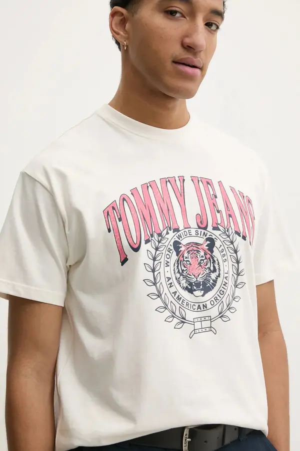 Tommy Jeans Bombažna kratka majica Tommy Jeans