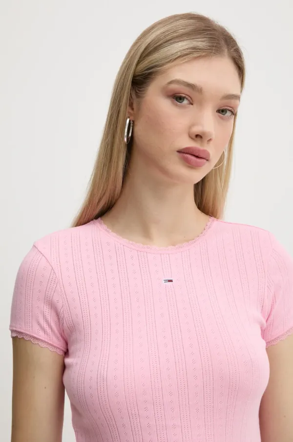 Tommy Jeans Bombažna kratka majica Tommy Jeans ženska, roza barva, DW0DW19493