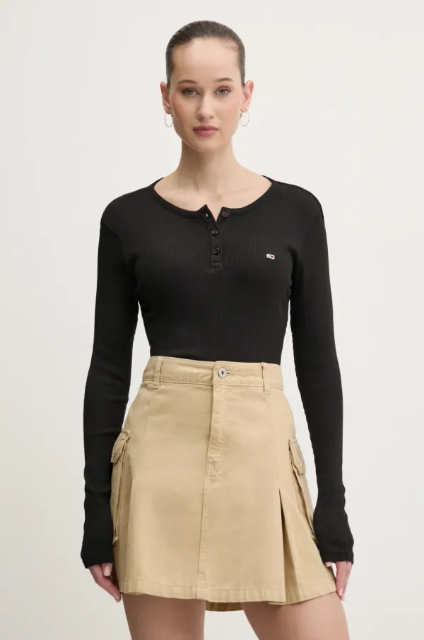 Tommy Jeans Bombažna majica z dolgimi rokavi Tommy Jeans črna barva, DW0DW19501