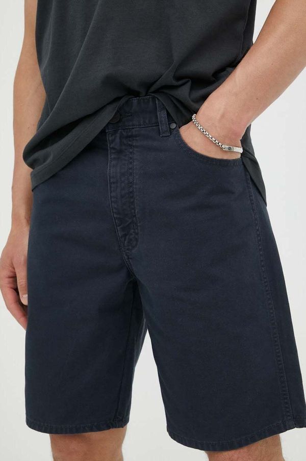 Wrangler Bombažne kratke hlače Wrangler mornarsko modra barva