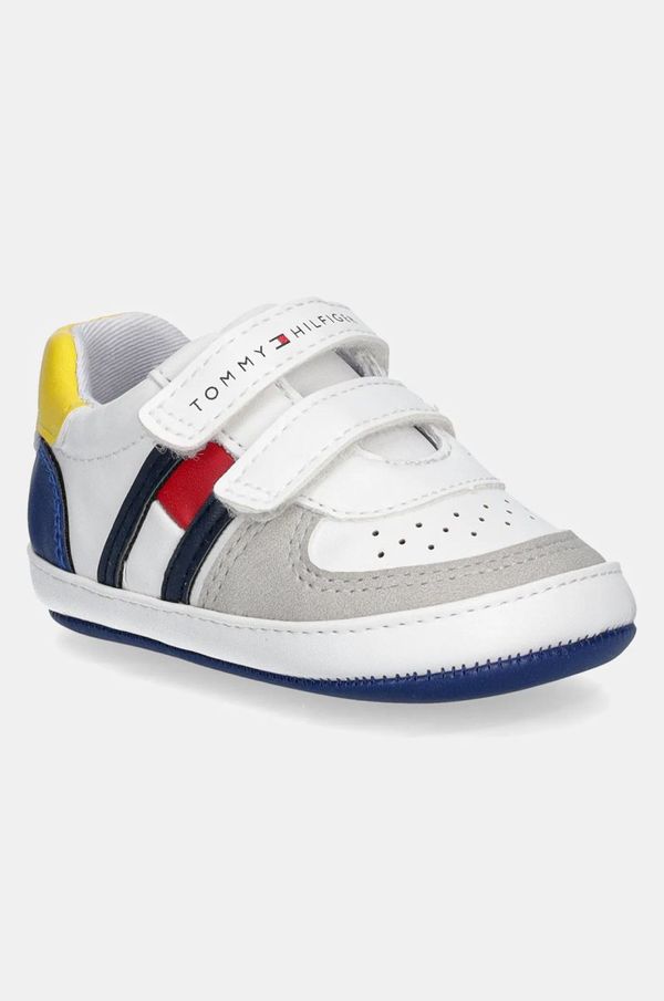 Tommy Hilfiger Čevlji za dojenčka Tommy Hilfiger siva barva, T0B9-33830