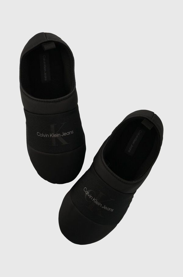 Calvin Klein Jeans Copati Calvin Klein Jeans HOME SLIPPER MONO črna barva, YM0YM00840