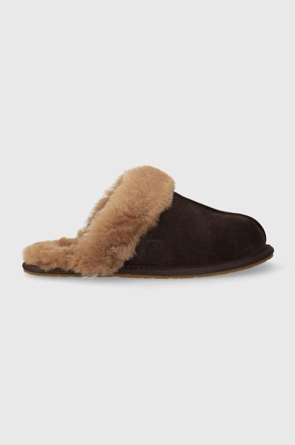 Ugg Copati iz semiša UGG W SCUFFETTE II rjava barva, 1106872 BCDR