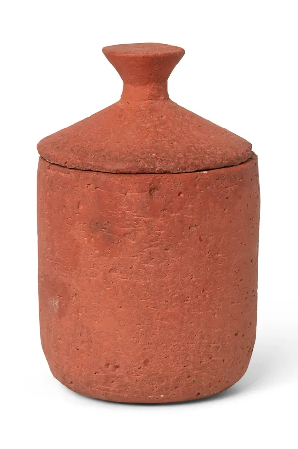 ferm LIVING Dišeča sojina sveča ferm LIVING Ura Red Sienna oranžna barva