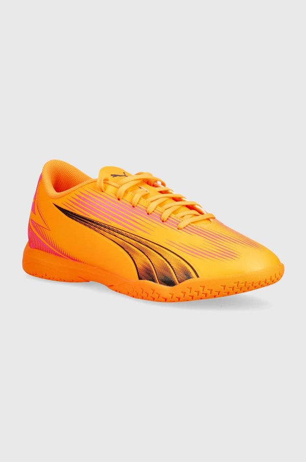 Puma Dvoranski copati Puma Ultra Play It oranžna barva, 107766