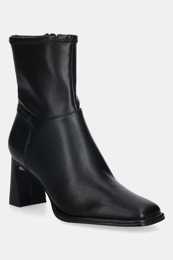 Steve Madden Gležnarji Steve Madden Harp
