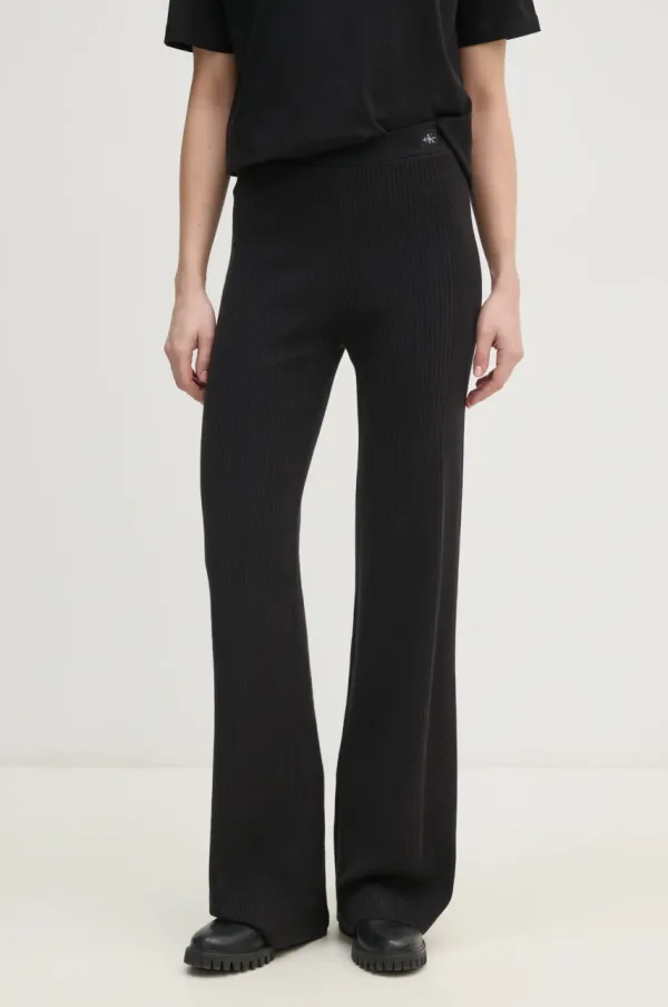 Calvin Klein Jeans Hlače Calvin Klein Jeans ženske, črna barva, J20J225336