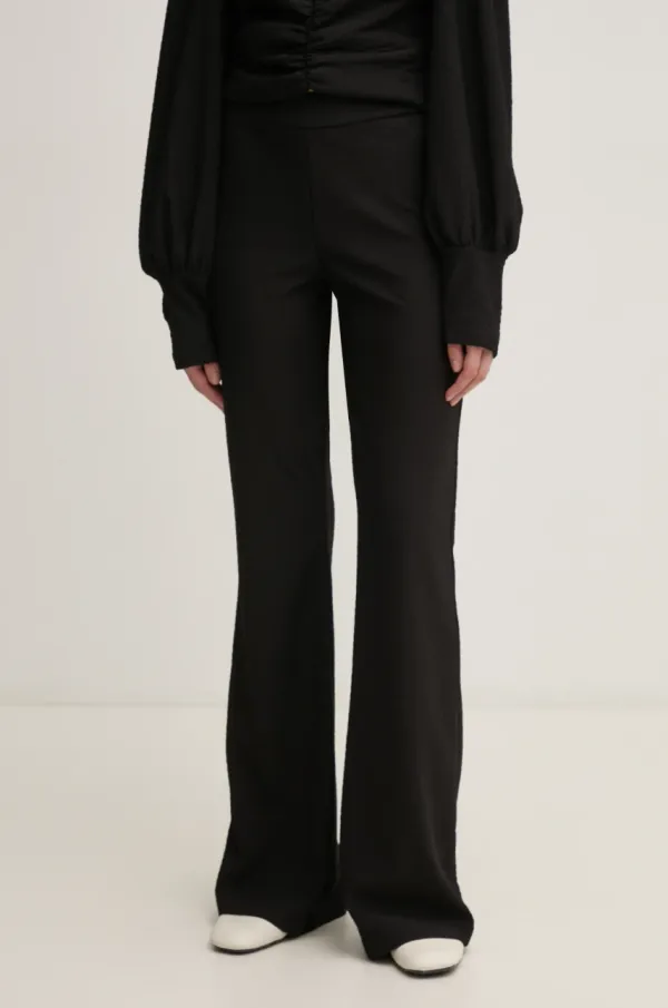 Gestuz Hlače Gestuz ženske, črna barva, 10909688