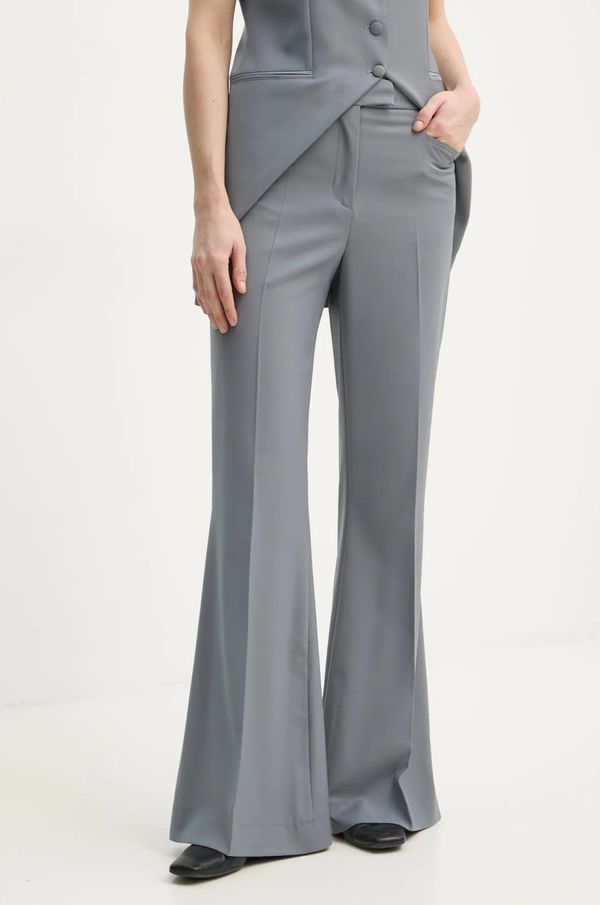 Remain Hlače s primesjo volne Remain siva barva, 5023923046