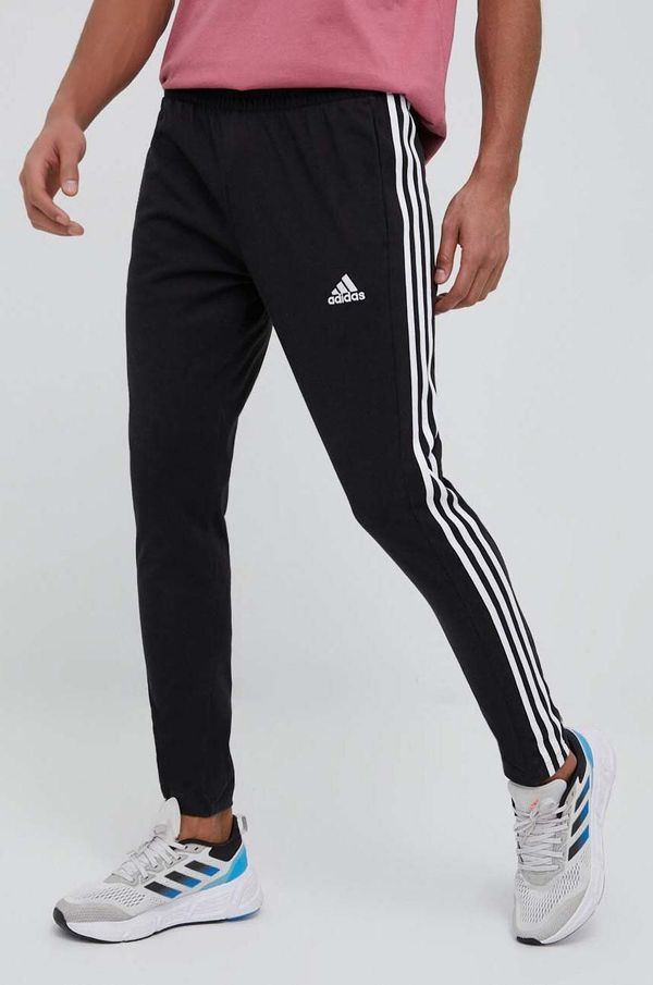 adidas Hlače za vadbo adidas Essentials črna barva