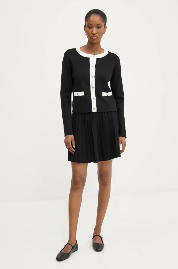 Answear Lab Jopica in krilo Answear Lab črna barva