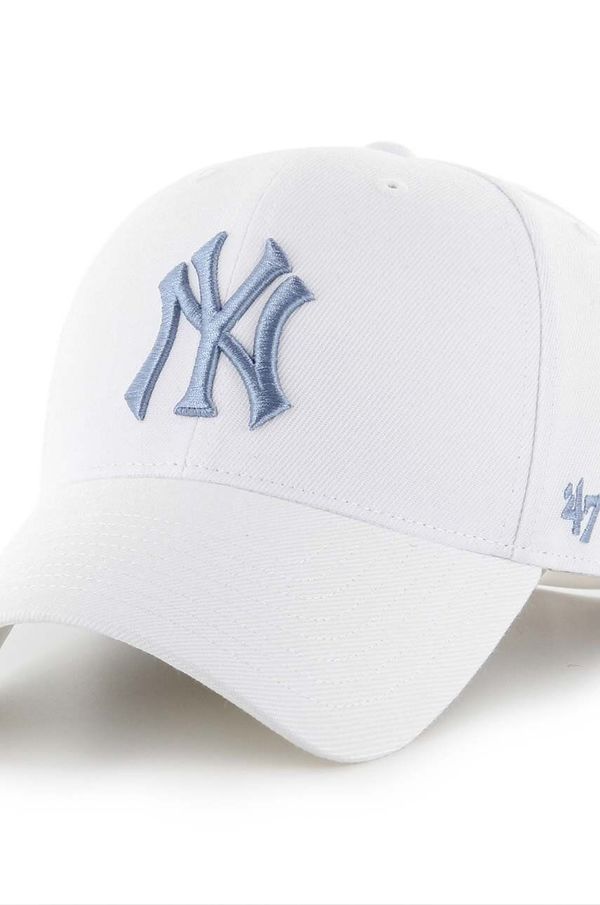 47 brand Kapa s šiltom 47 brand MLB New York Yankees bela barva, B-MVPSP17WBP-WHN