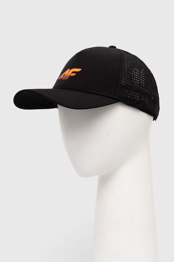 4F Kapa s šiltom 4F črna barva