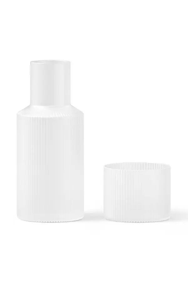 Ferm Living Karafa s steklom ferm LIVING Ripple Small Carafe Set 500 ml / 200 ml.