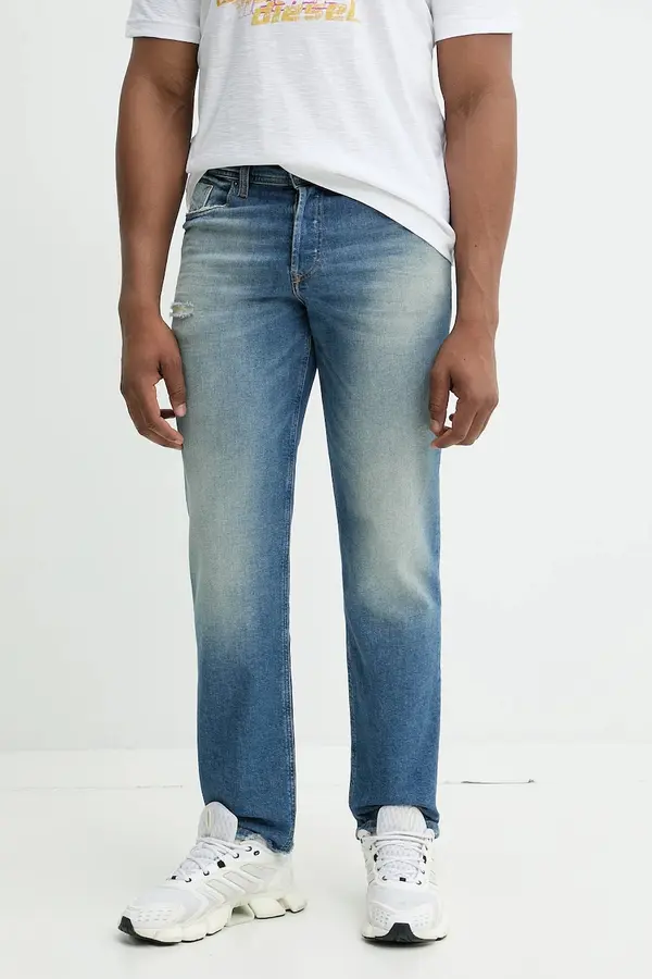 Diesel Kavbojke Diesel 2023 D-FINITIVE L.32 TROUSERS