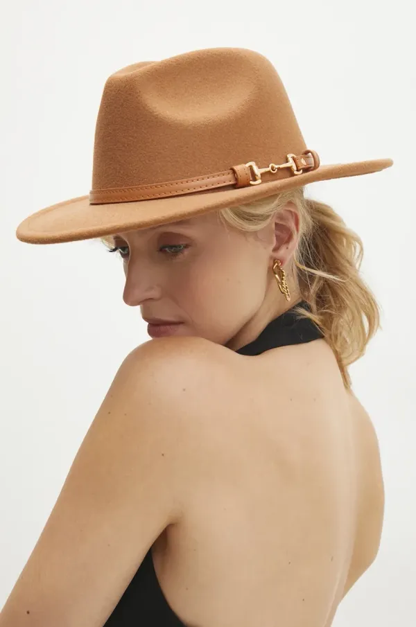 Answear Lab Klobuk Answear Lab rjava barva