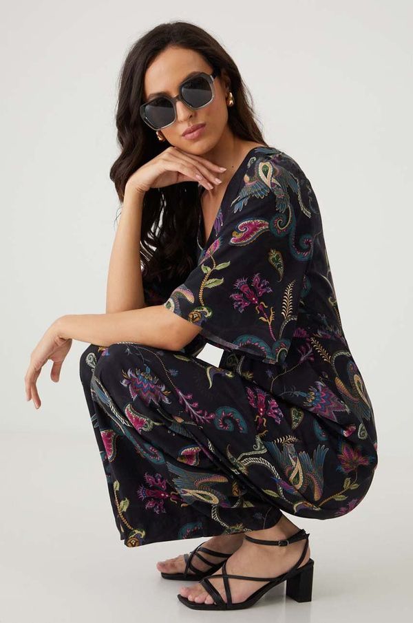 Medicine Kombinezon Medicine črna barva