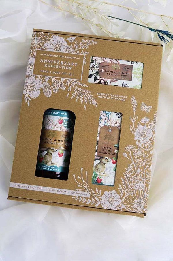 The English Soap Company Komplet mila, kreme za roke in gela za umivanje The English Soap Company Jasmine and Wild Strawberry 3-pack