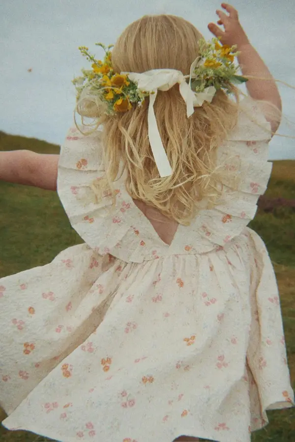 Konges Sløjd Konges Sløjd obleka z bombažem ELIN FRILL DRESS GOTS