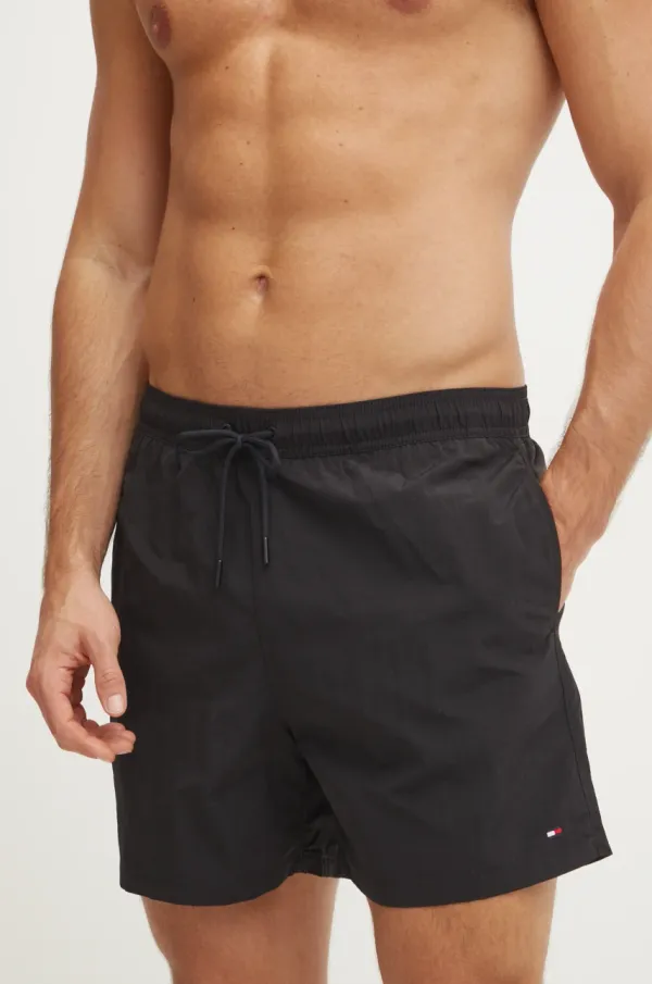 Tommy Hilfiger Kopalne kratke hlače Tommy Hilfiger črna barva, UM0UM03477