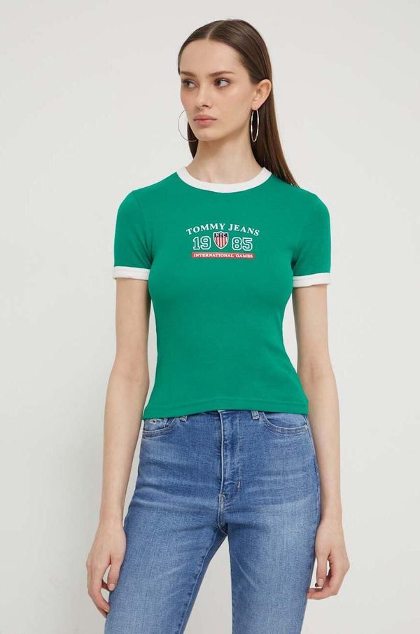 Tommy Jeans Kratka majica Tommy Jeans Archive Games ženska, zelena barva