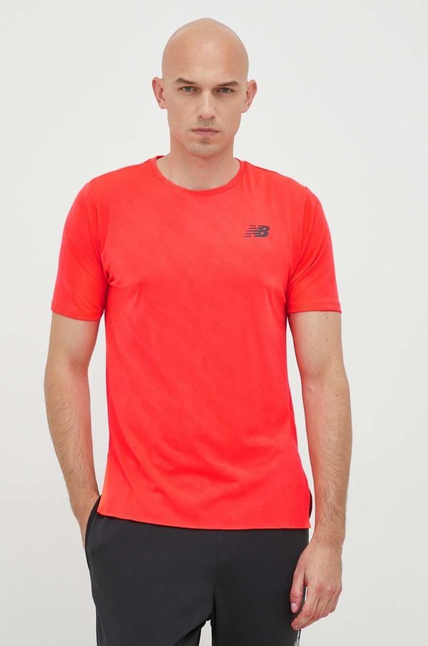 New Balance Kratka majica za tek New Balance Nyc Marathon Q Speed rdeča barva
