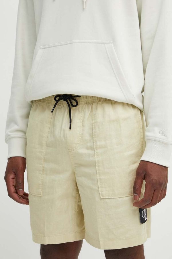 Calvin Klein Jeans Kratke hlače iz mešanice lana Calvin Klein Jeans zelena barva, J30J325475