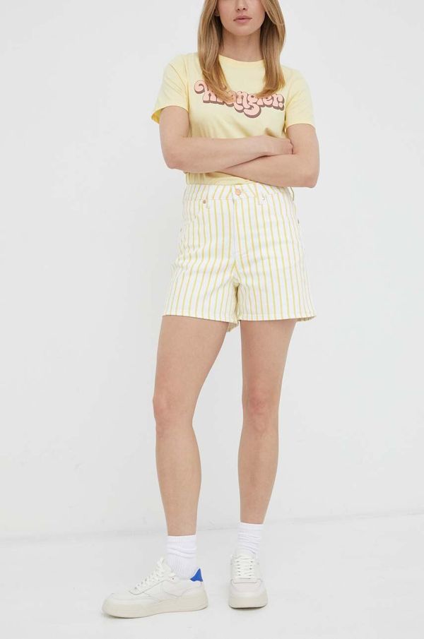Wrangler Kratke hlače Wrangler ženske, rumena barva