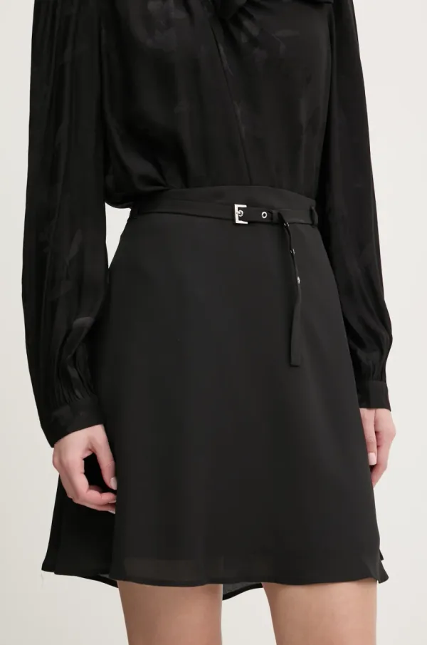 HUGO Krilo HUGO črna barva, 50534180