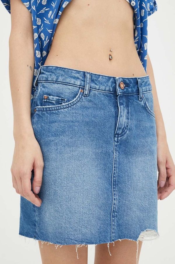 Mustang Krilo Mustang