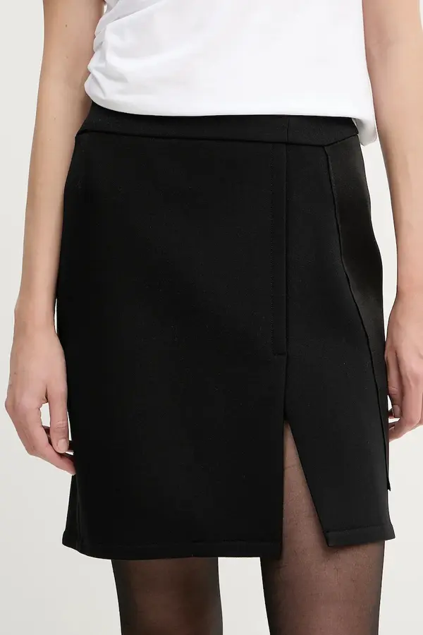 Victoria Beckham Krilo s primesjo volne Victoria Beckham