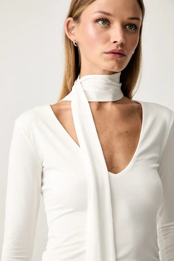 Le Privé Le Privé eleganten ženski šal z modalom SCARF BLANC