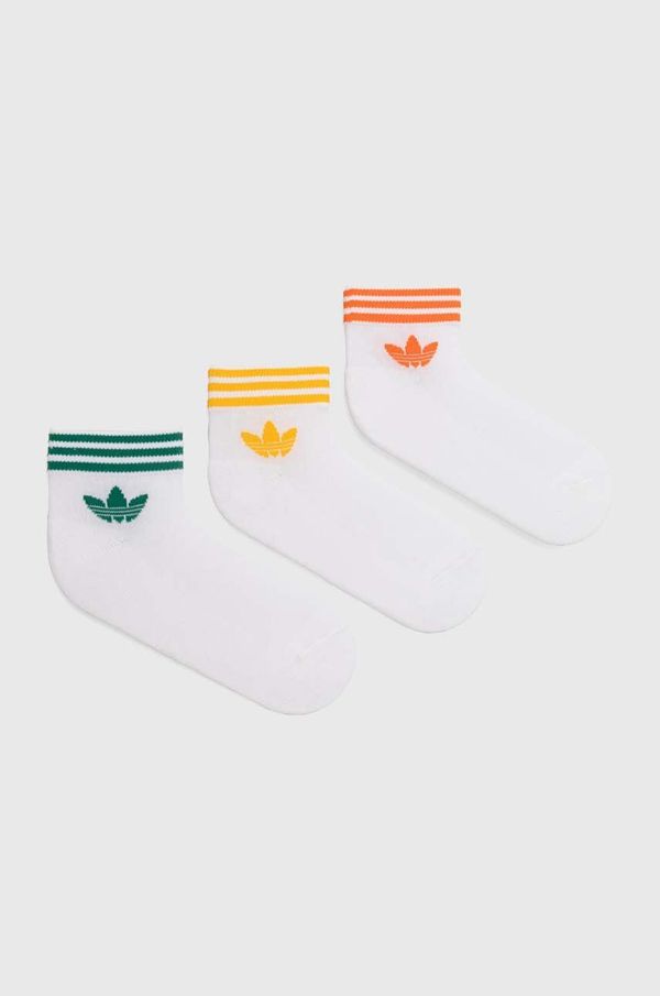 adidas Originals Nogavice adidas Originals 3-pack bela barva, IX7521