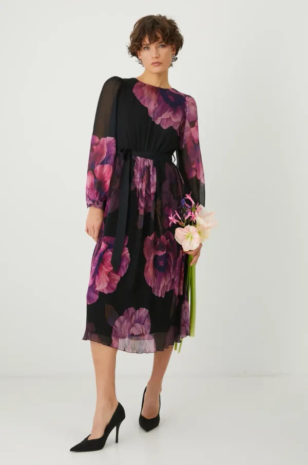 Medicine Obleka Medicine črna barva