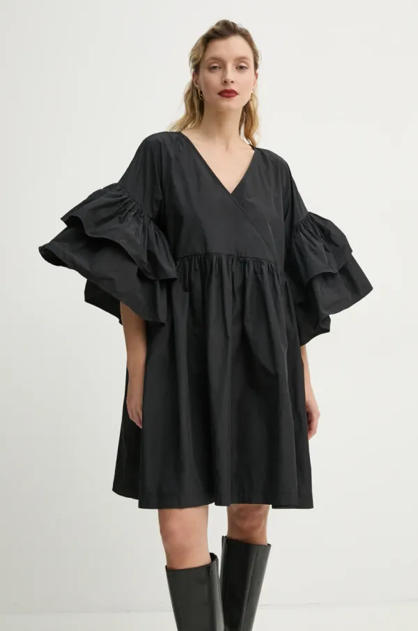 MMC STUDIO Obleka MMC STUDIO črna barva, CLEO