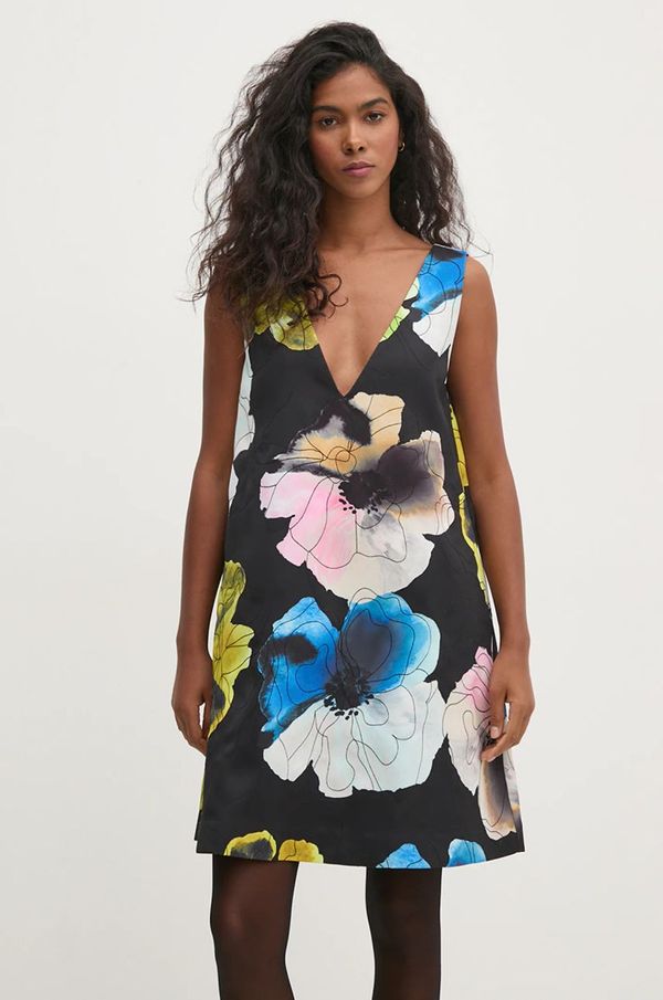 Stine Goya Obleka Stine Goya črna barva, SG-PS25-D066-2317