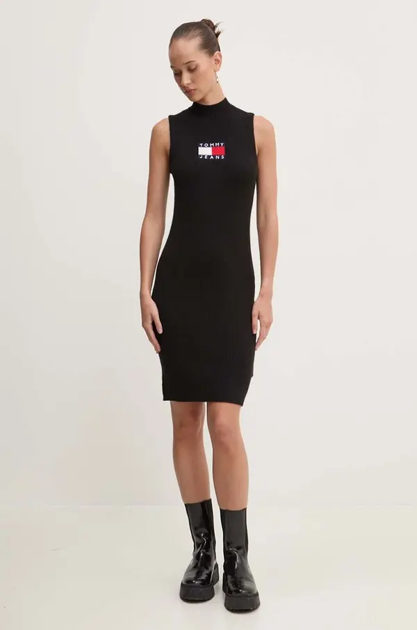 Tommy Jeans Obleka Tommy Jeans