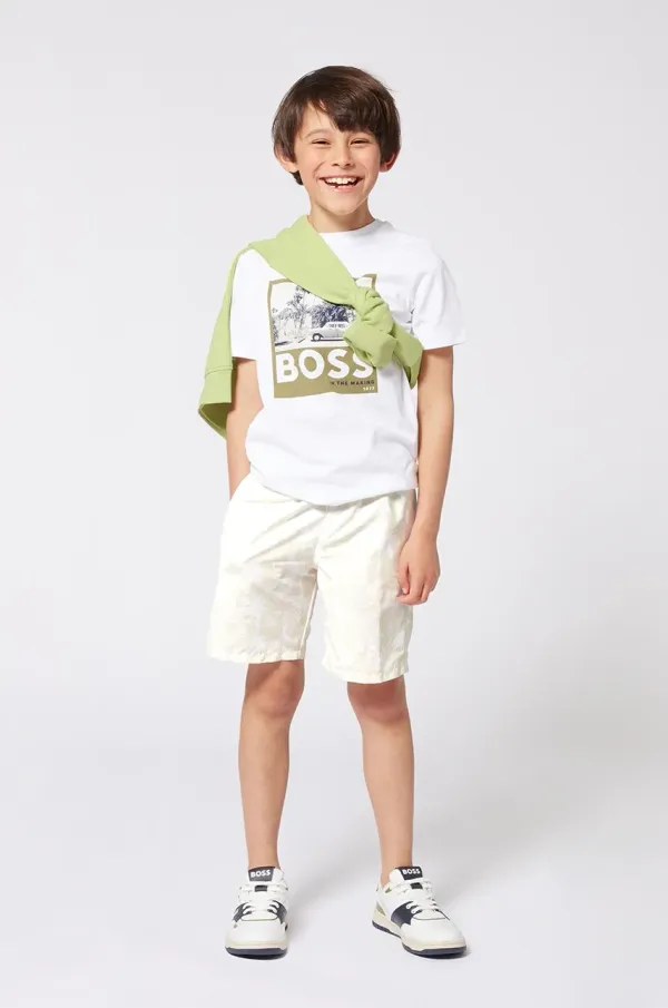 BOSS Otroška bombažna kratka majica BOSS bela barva, J52032
