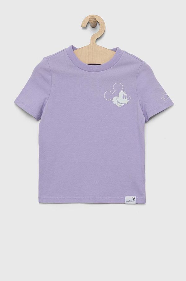 Gap Otroška bombažna kratka majica GAP x Disney vijolična barva