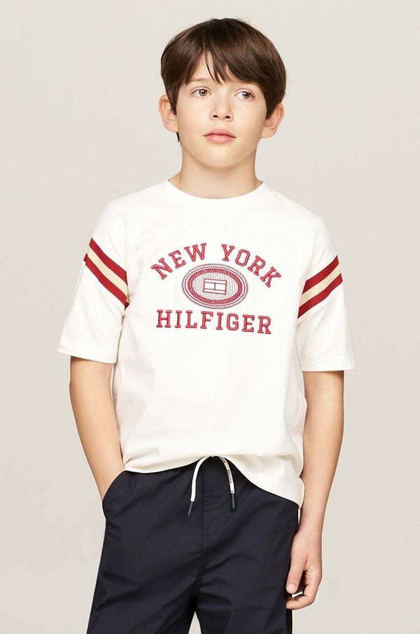 Tommy Hilfiger Otroška bombažna kratka majica Tommy Hilfiger bela barva, KB0KB08668