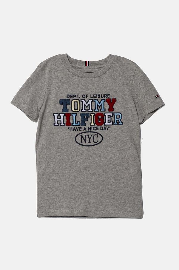 Tommy Hilfiger Otroška bombažna kratka majica Tommy Hilfiger siva barva, KB0KB08664