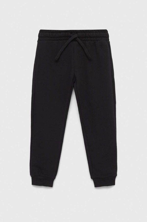 United Colors of Benetton Otroška bombažna trenirka United Colors of Benetton črna barva