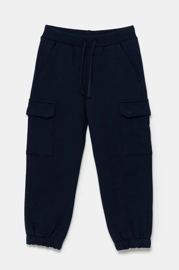 United Colors of Benetton Otroška bombažna trenirka United Colors of Benetton mornarsko modra barva, 3UNIGF045