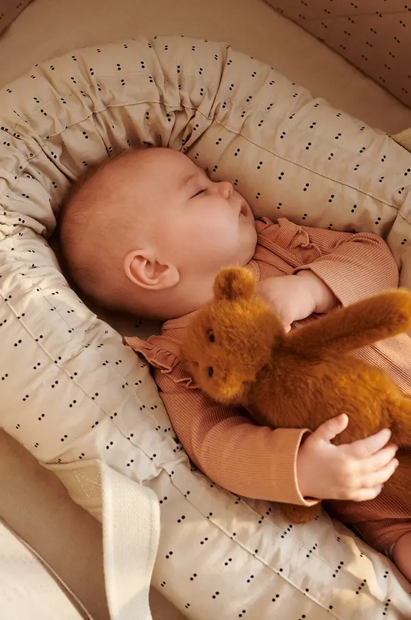 Liewood Otroška igrača iz plišastega materiala Liewood Binnie Bear Small Teddy