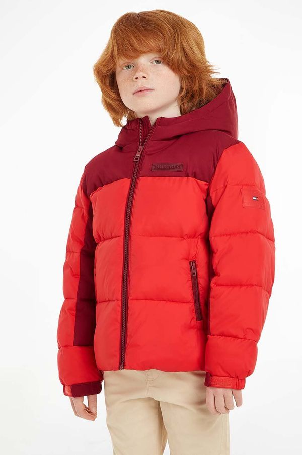 Tommy Hilfiger Otroška jakna Tommy Hilfiger rdeča barva